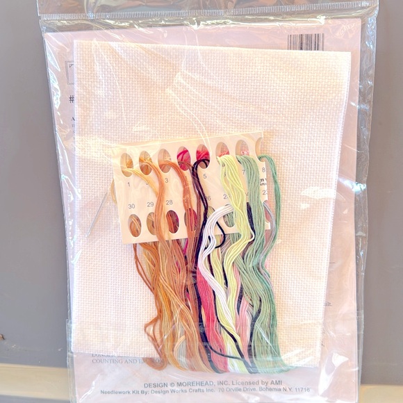 Tobin Baby 11x14 counted cross stitch with threads 100% cotton - Picture 2 of 2